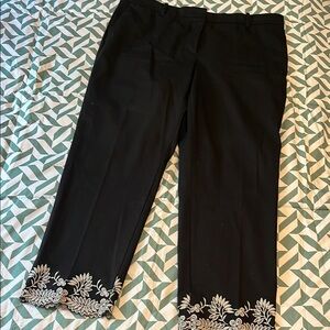 Ann Taylor Embroidered Pants in Black Size 12